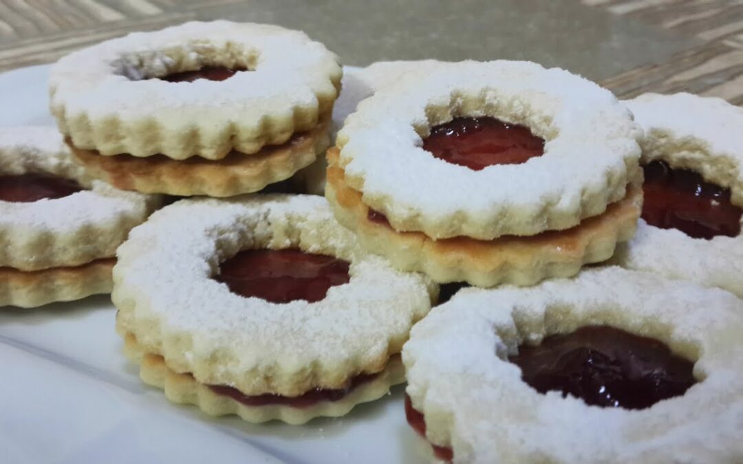 Biscuits sablés à la confiture